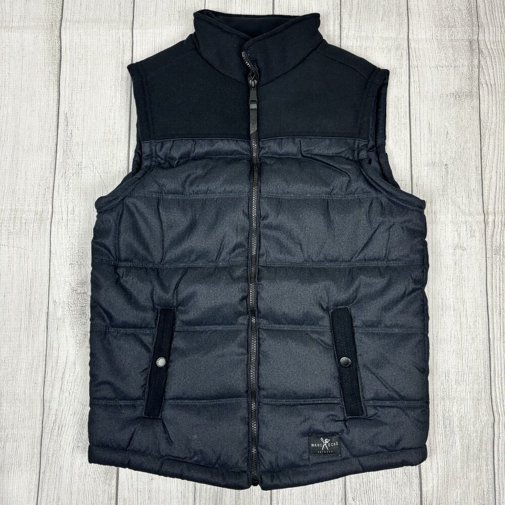 Marc Ecko Mens Navy Puffer Vest S/P Polyester Insulated Outerwear NWT.